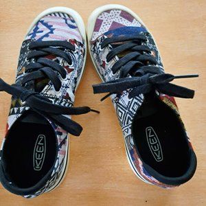 Keen  Sneakers